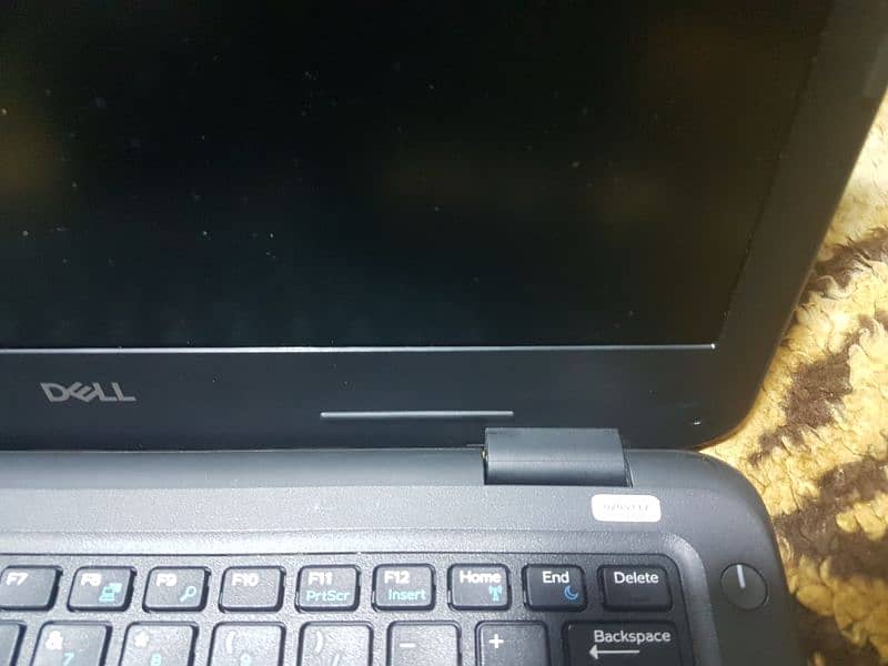 Dell Latitude 3300 core i3 7th Gen with DDR4 Ram 9