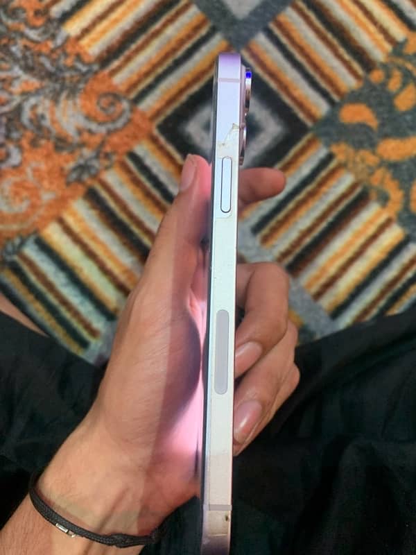 iphone 14 plus jv esim 2month avlbl 128 only 4 to 5 month use full ok 1