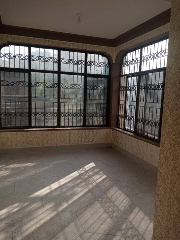 10 marla beautiful double story house for rent allama iqbal town lahore 1