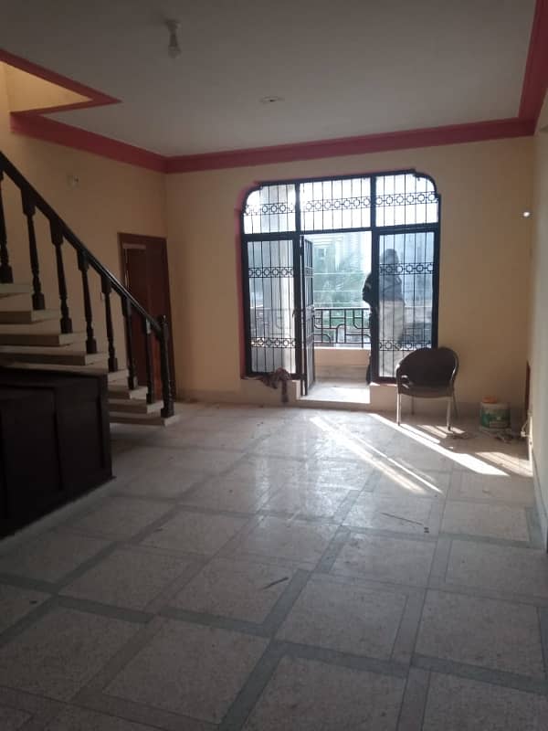 10 marla beautiful double story house for rent allama iqbal town lahore 3