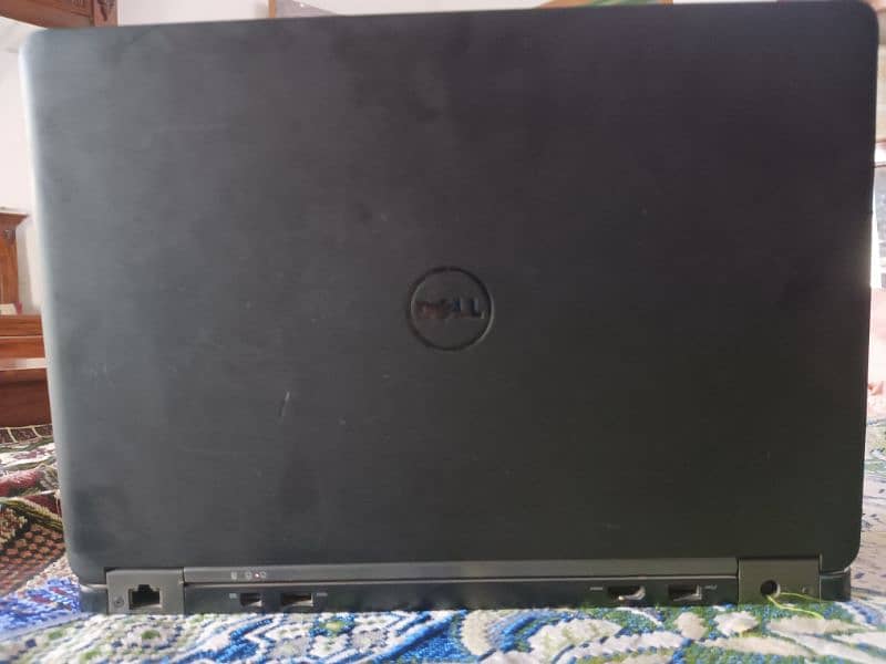 Hi I want to sell My laptop urgent 6