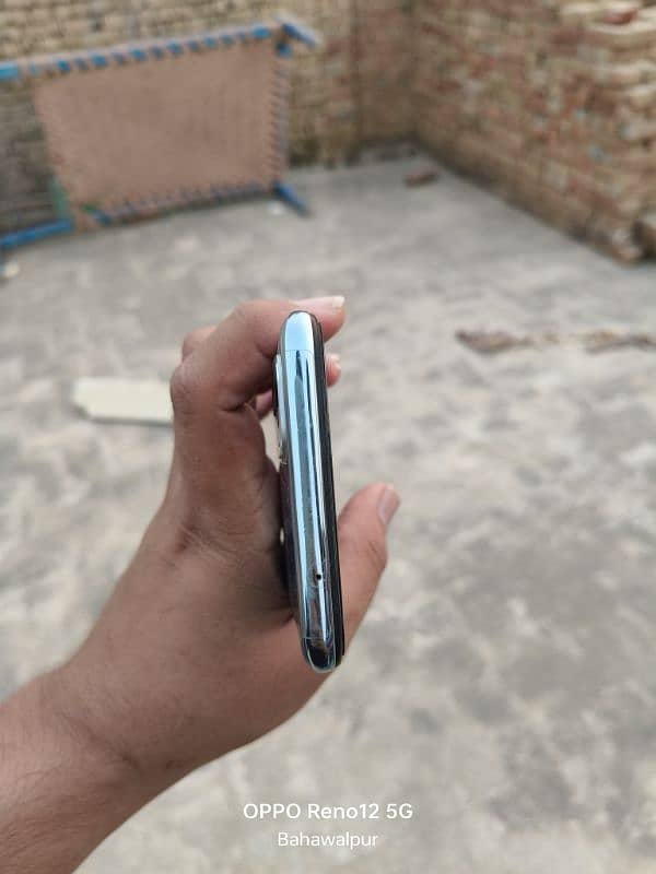 Oppo Reno6 4