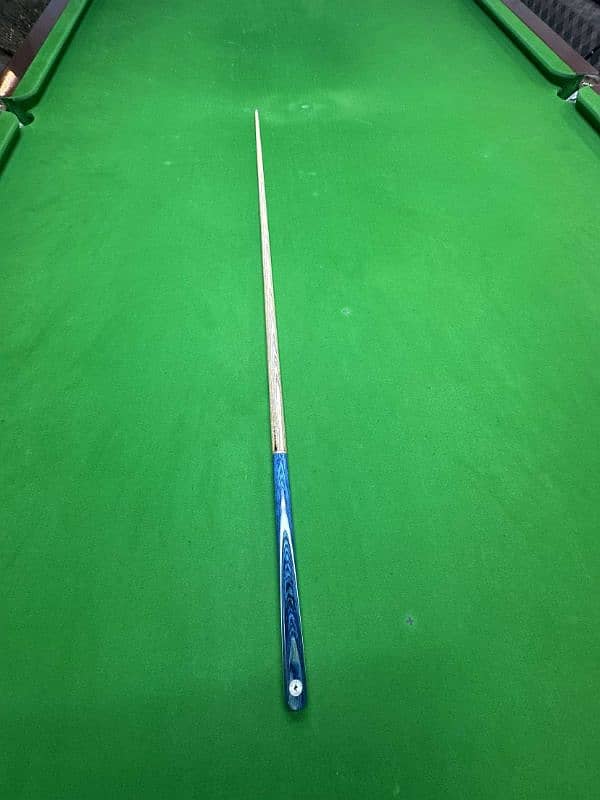 blue snake snooker cue 1