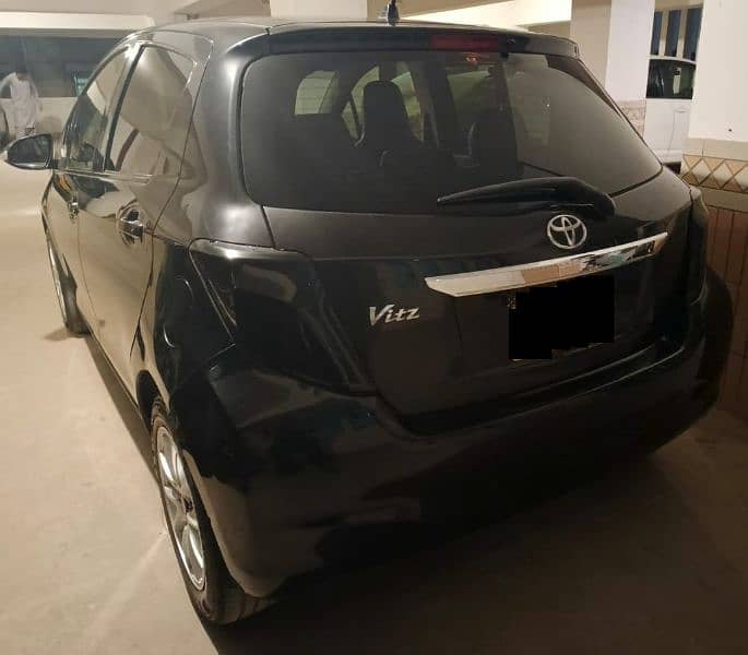 Toyota Vitz 2013 reg 2017 b2b genuine 5