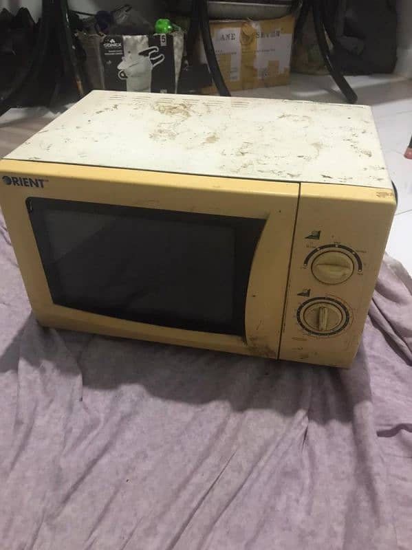 ORIENT MICROWAVE OVEN. 2