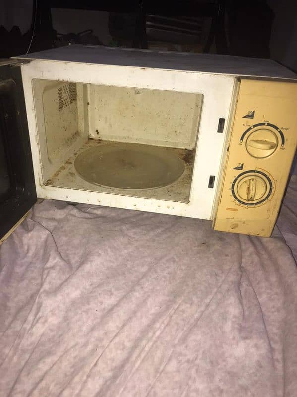 ORIENT MICROWAVE OVEN. 7