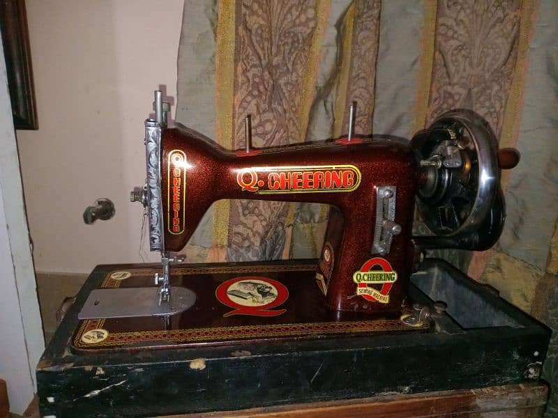 original sweing machine of Q CHEERING . 5