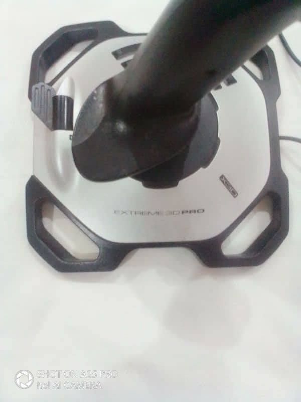 Logitech extreme 3d pro flight stick 1