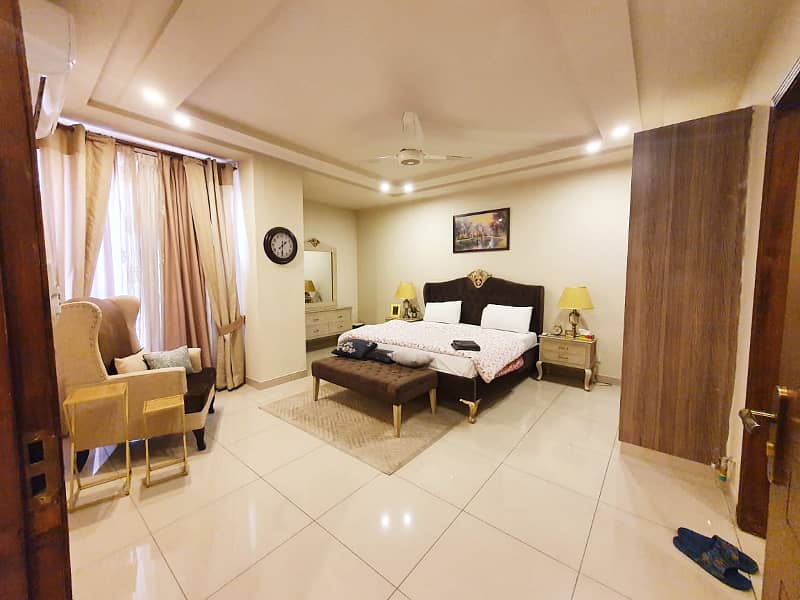 Luxury 2 bedroom apartments for rent in phase 3 The grande bahria town Rawalpindi 11