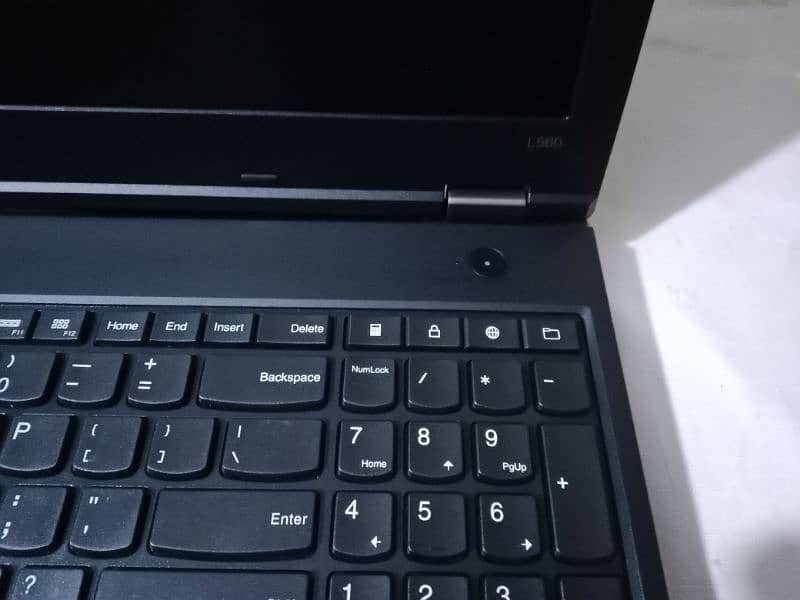 Lenovo L560 core i3 6th gen 15.6inch professional machine 3