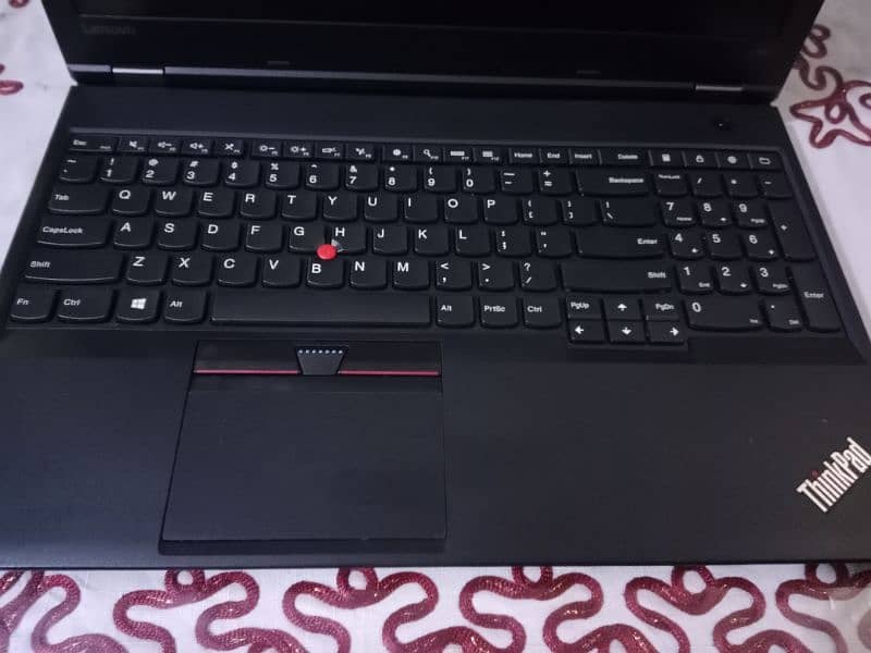 Lenovo L560 core i3 6th gen 15.6inch professional machine 9