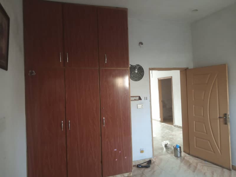 An independent 1.5 storey house for rent in high court phase 2 8