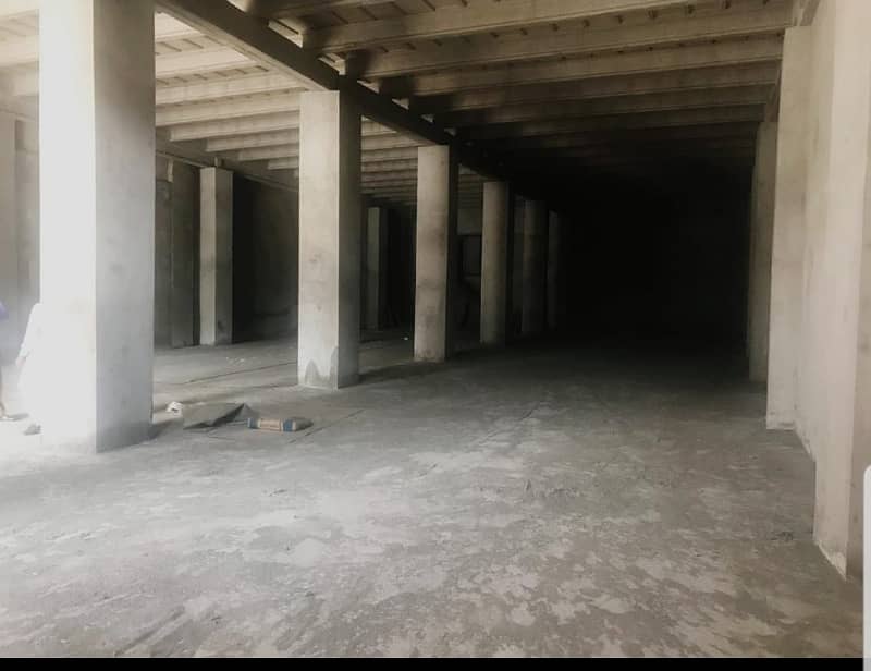 3 Kanal Warehouse Available For Rent Near By Multan Road. 1