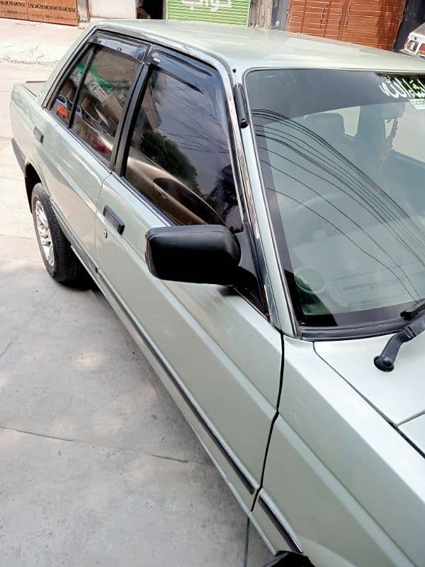 Nissan Sunny 1989 9