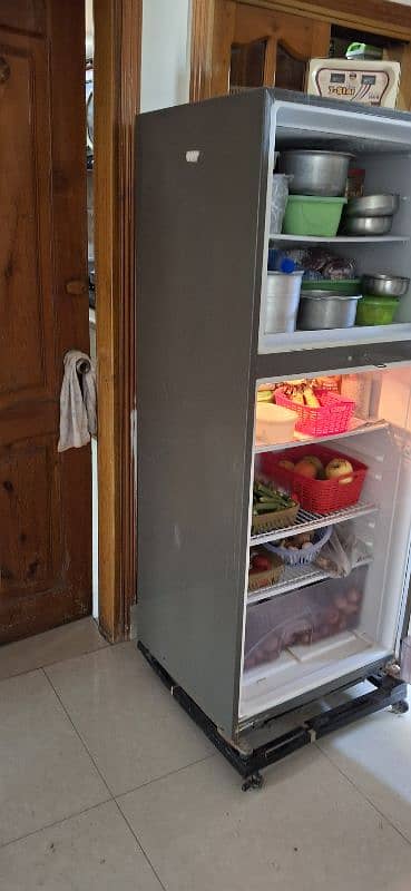 dawlance fridge home used 3