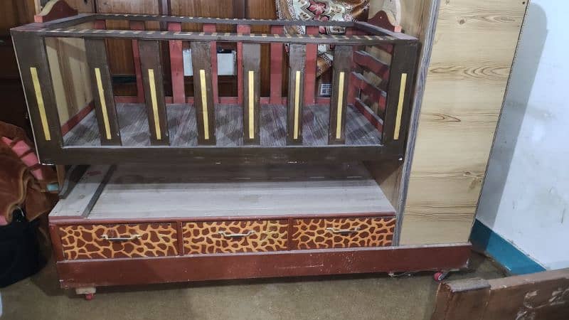 New Baby cradle (jhoola) with alots of storage compartments. 2