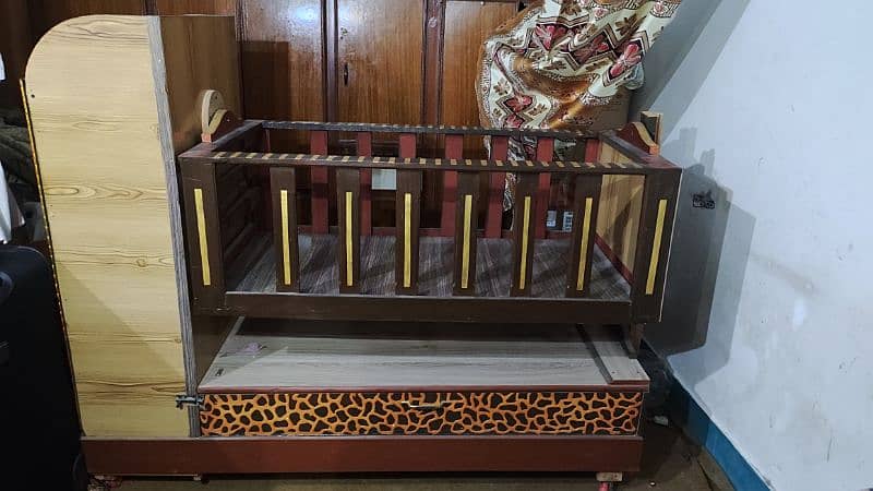 New Baby cradle (jhoola) with alots of storage compartments. 7