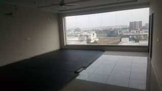 COMMERICAL BUILDINGS & FLOORS AVAILABLE FOR RENT ON GOOD LOCATION 0