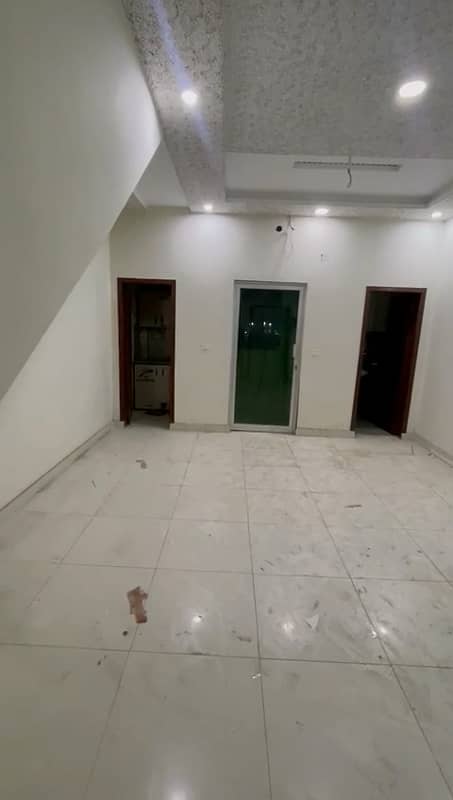 4.5 MARLA HALL WITH 2 ROOM BY PARTITION (2-BED 1-BATH, TV LOUNGE, KITCHEN) 1ST FLOOR HALL FOR RENT (STUDENTS, OFFICES, FREELANCERS, SOFTWARE HOUSES ETC) BLOCK A, MAIN BOULEVARD, MILITARY ACCOUNTS HOUSING SOCIETY, COLLEGE ROAD, LAHORE 1