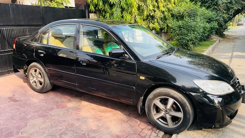 Honda Civic EXi 2004 3