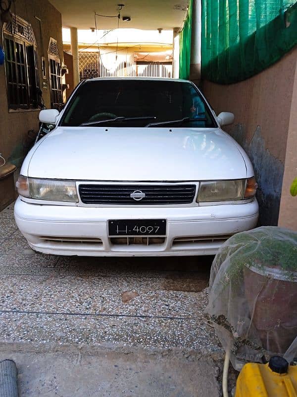 Nissan Sunny 1992 5