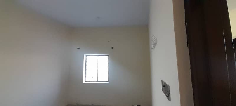 Corner 4.5 Marla House Available For Sale In Gulshan E Iqbal Dhamial Road 19