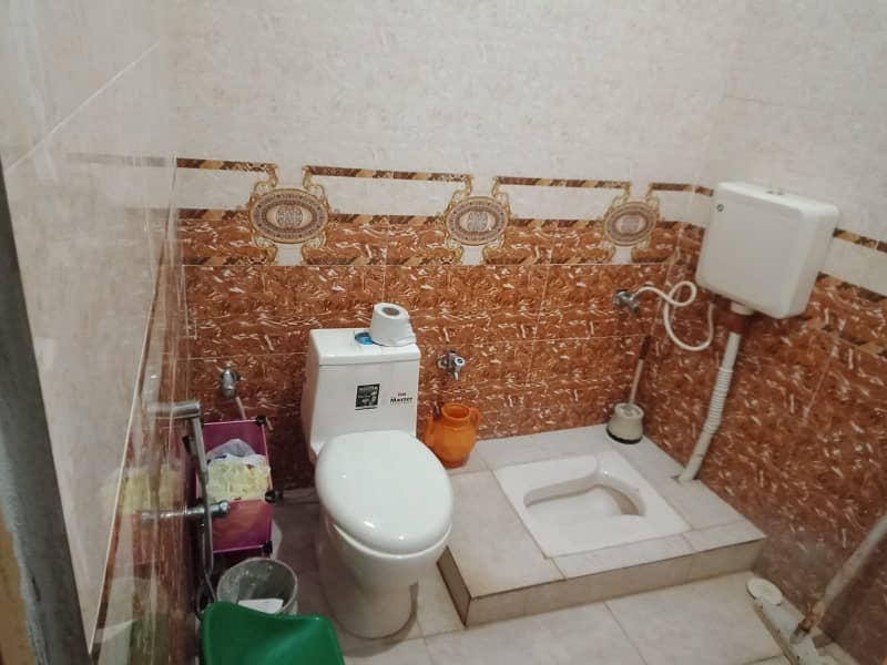 Ideal 6 Marla House Available In Lalazar2 32