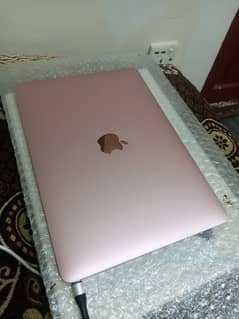 MacBook