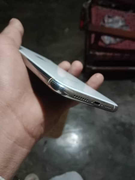 XS max eats Ap nu 03107046155 8