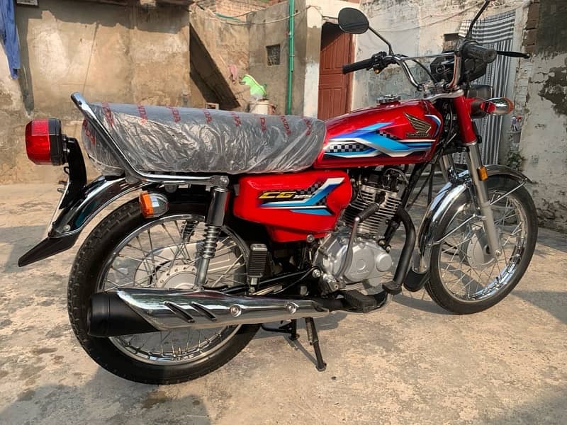 Honda 125 Brand New 2024 Model Argent For Sale 3