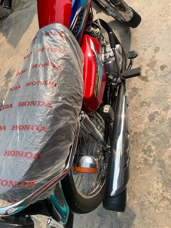 Honda 125 Brand New 2024 Model Argent For Sale 8