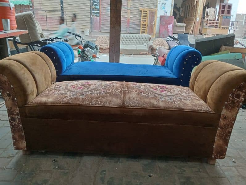 2 seter sofa puffy 6