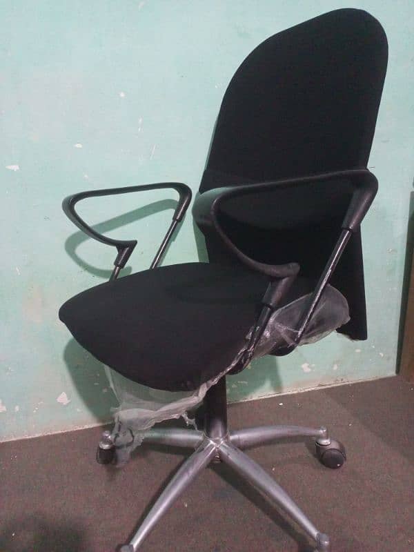 [Final Price]Comfortable Office Chair in Excellent Condition 2