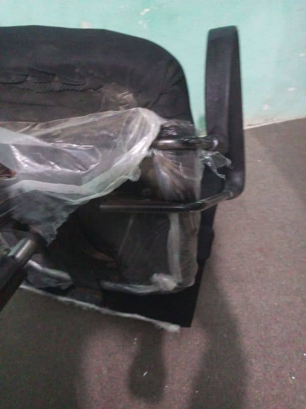 [Final Price]Comfortable Office Chair in Excellent Condition 4