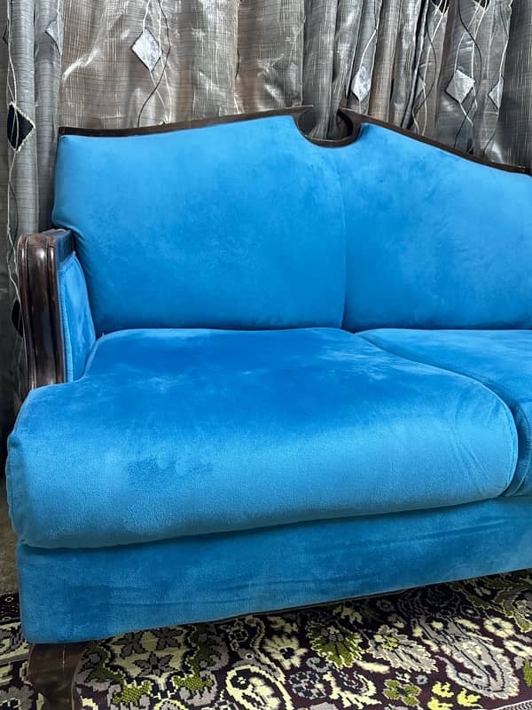 2 seater sofa 1