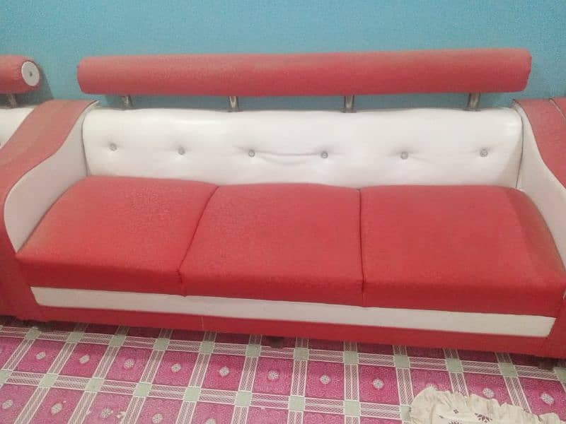 Bed/Devidor/Almari/dressing/Sofa set 9