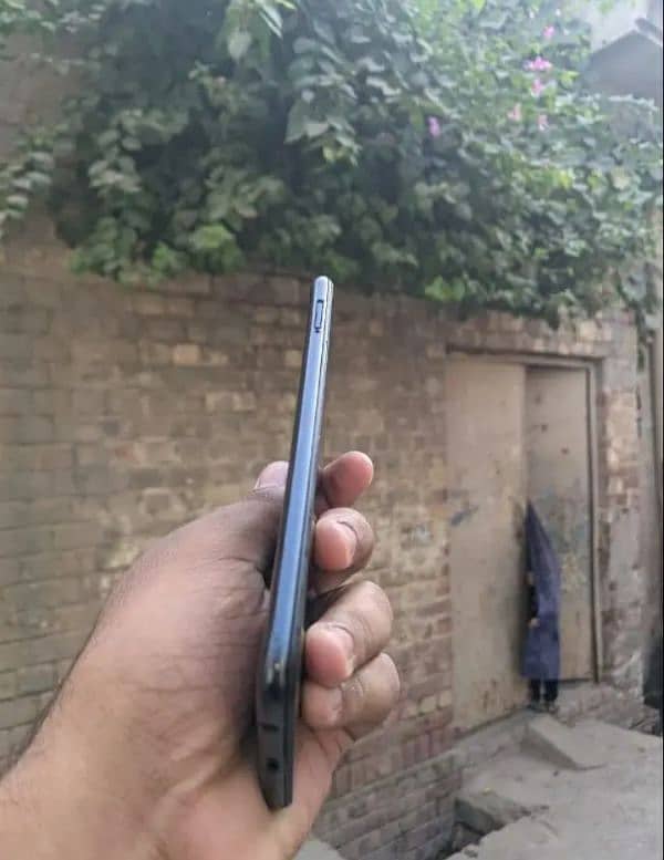 Samsung a10 all ok ha koi masla nhi h 7