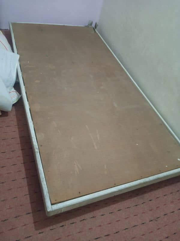 single bed without mattress 0