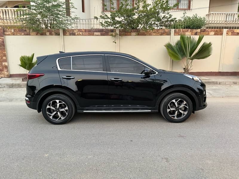 Kia Sportage Alpha 2021 End Black One Owner Like New 6