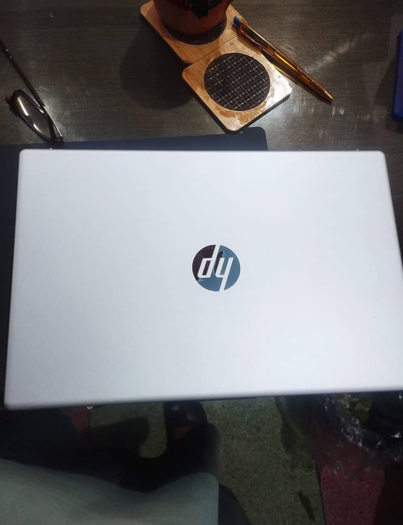 HP Laptop 15-fd0346nia only whatsapo 0