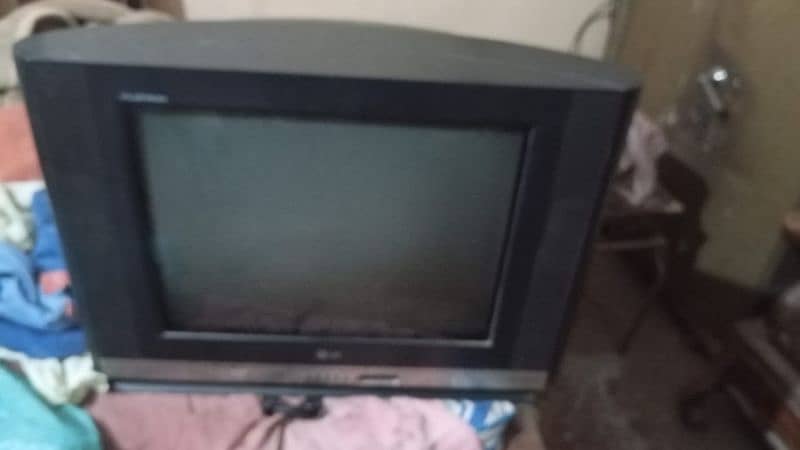 L. g t. v in working condition 2