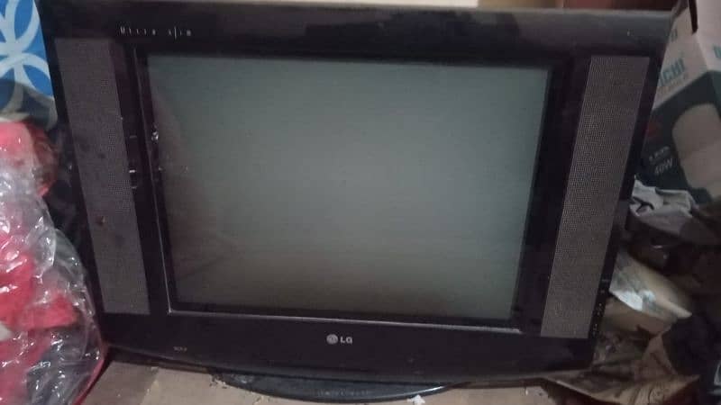 L. g t. v in working condition 3