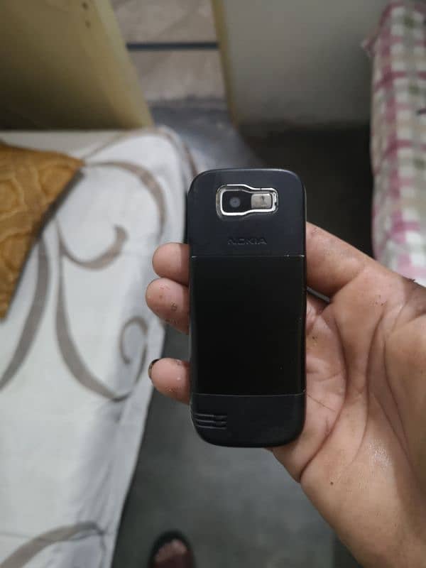 orignal nokia 2630 antique model ha jis bhai ko Lena whi rabta kray 3