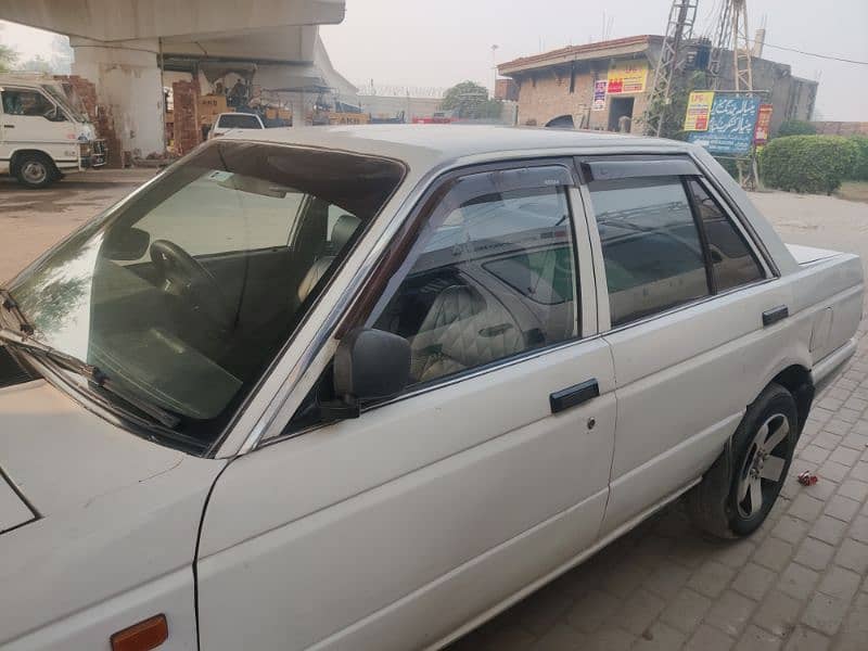 Nissan Sunny 1987 5