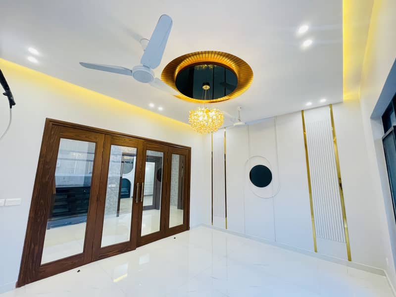 100% Original Pictures Beautiful Corner House For Sale In State Life Society Phase 1 4