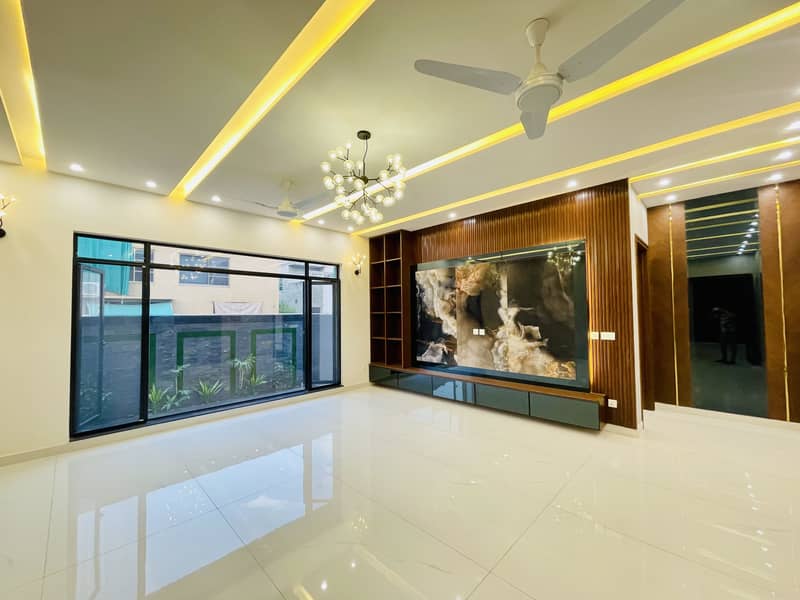 100% Original Pictures Beautiful Corner House For Sale In State Life Society Phase 1 6