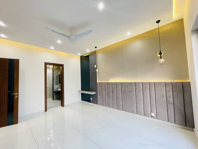 100% Original Pictures Beautiful Corner House For Sale In State Life Society Phase 1 30