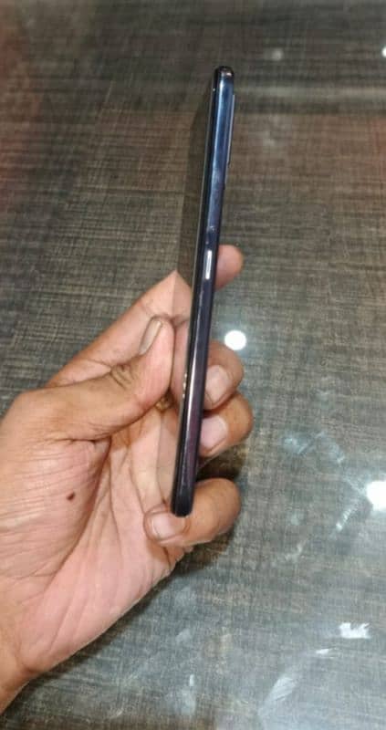 vivo v21 10/10 condition 2