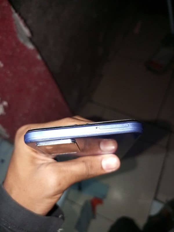 vivo y 21 new condition 5