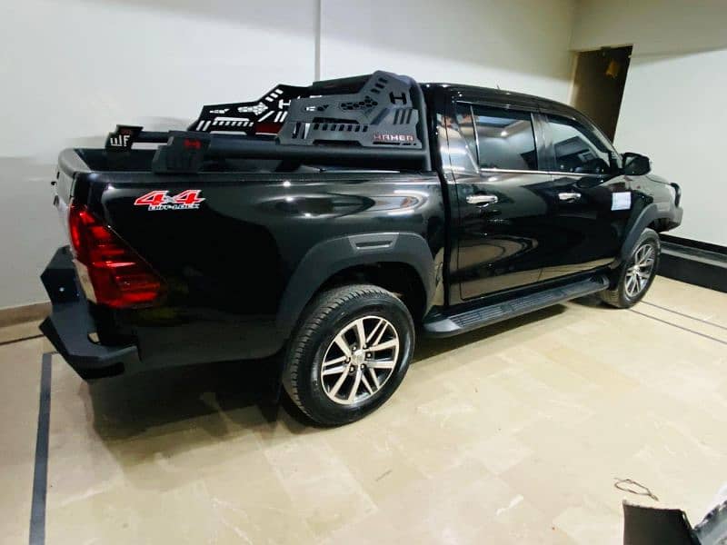 Toyota Hilux 2018 8